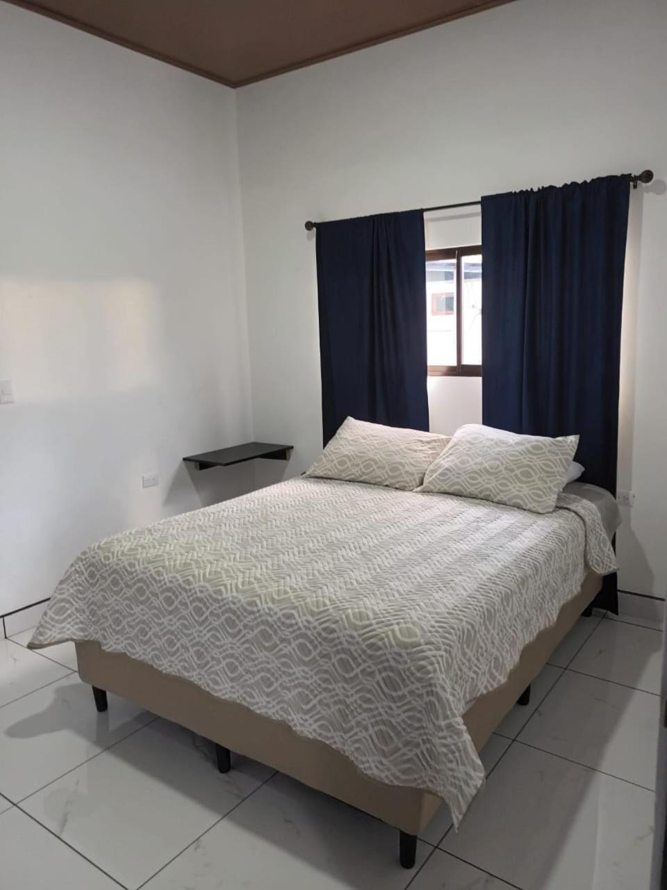 Apartamento Rodriguez Кепос Екстериор снимка