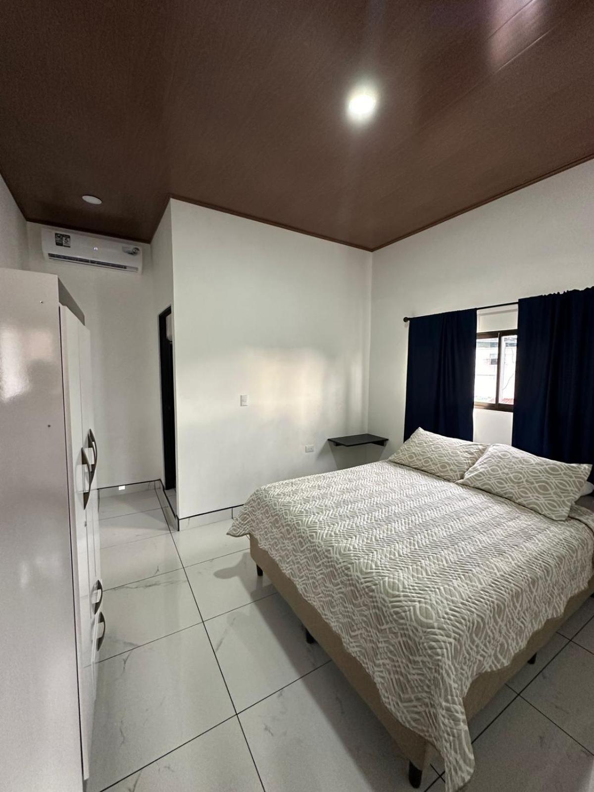 Apartamento Rodriguez Кепос Екстериор снимка